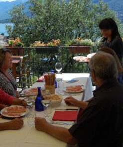A wine tasting experience Lake Como