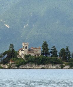 Lake Iseo isles