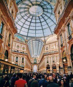 Walk Through Milan&rsquo;s Legendary Coffee Bars &ndash; Private Tour