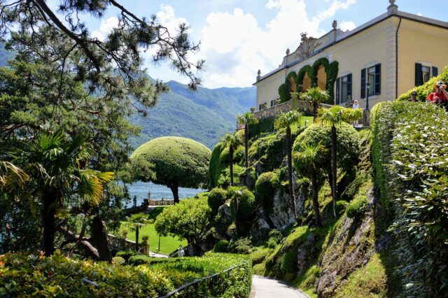 Lake Como private tour villas and gardens