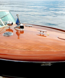 Private cruise by Riva boat - Lake Como