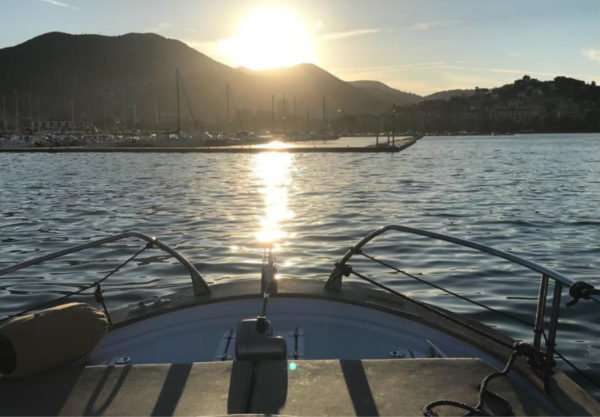 AN EVENING ROMANTIC BOAT TRIP ALONG 5 TERRE WITH APERITIF ON BOARD2