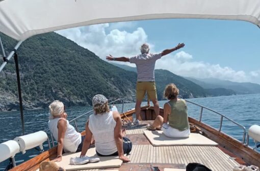 Discover Cinque Terre like a local: private cruise with aperitif onboard