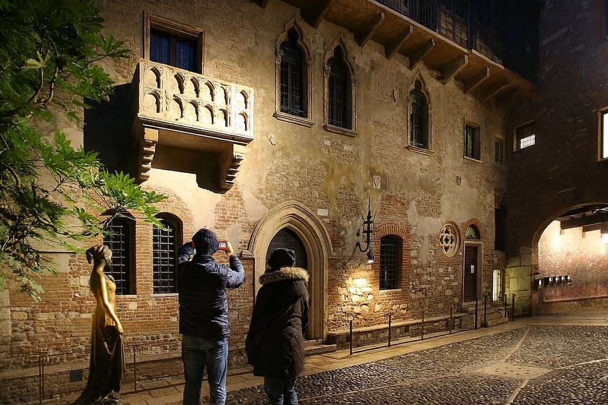 Verona’s Winter Tale: PANDORO, LOVE AND XMAS