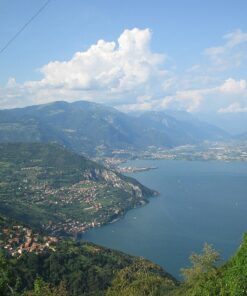 Lake Iseo Private Cruise with Picnic and Island Views