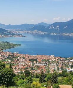 Franciacorta Sparkling Journey: Private Sommelier & Historic Palace Tasting