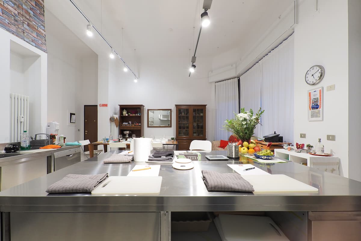 From Risotto to Mondeghili: Milanese Culinary Delights